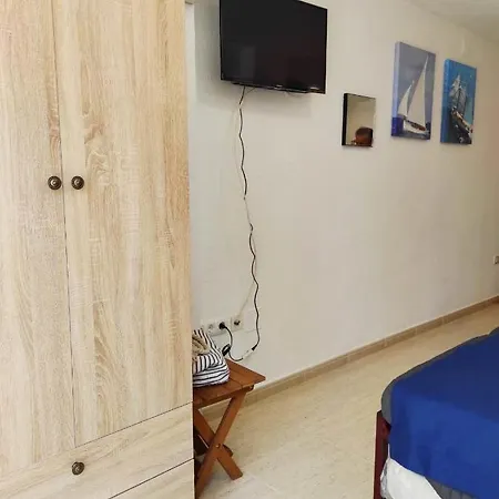 Casa vacanze Estudio Reformado Cerca De La Playa Ac Wi-fi Neftlix Acepta Mascotas *